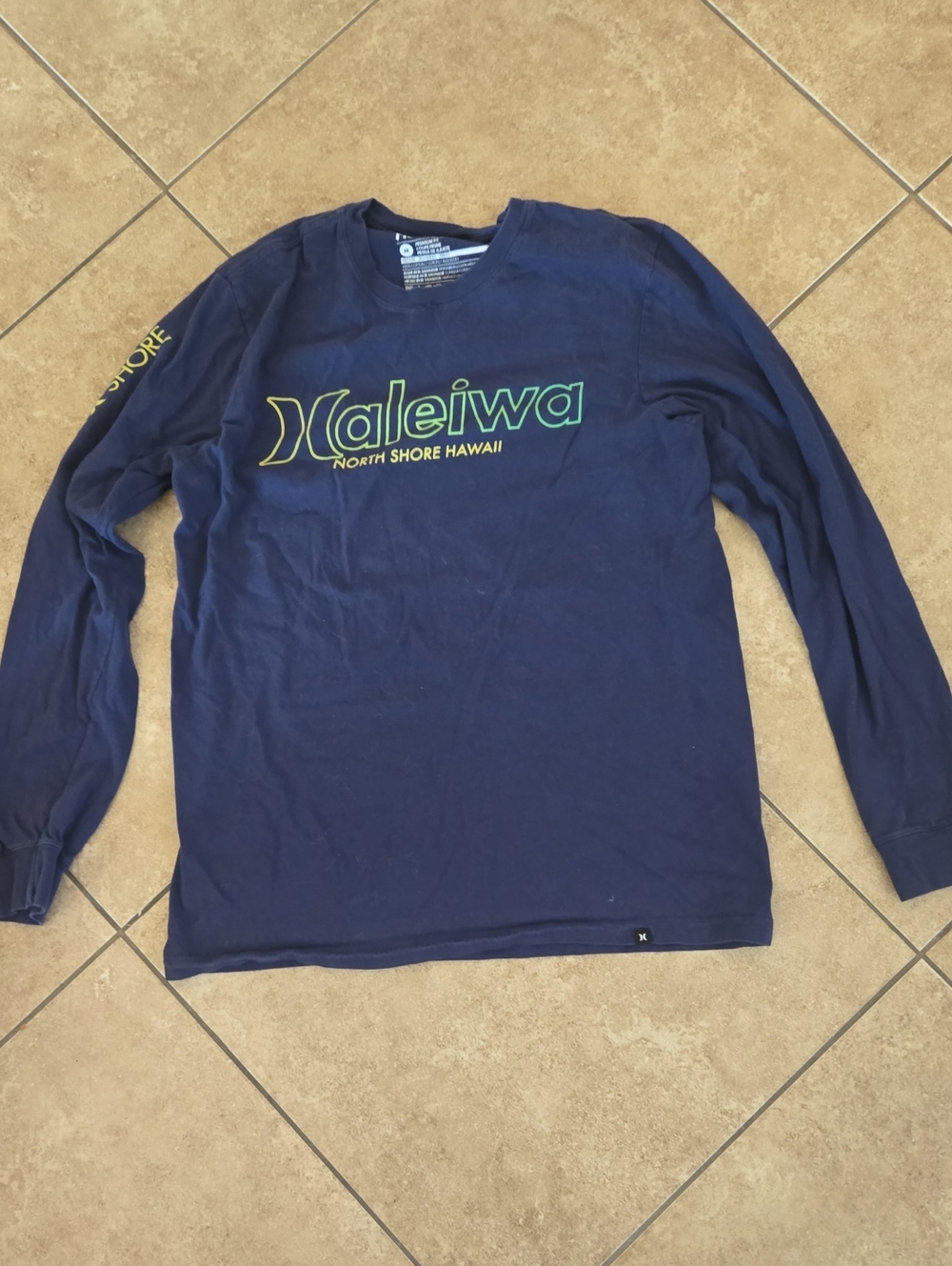 HALEIWA Hurley Navy Graphic Tag Tee